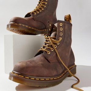 New Dr Martens 1460 CRAZY HORSE LEATHER LACE UP BOOTS- Womens